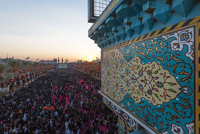 کربلای معلی - نمایی از برج ساعت حرم امام حسین (علیه السلام)